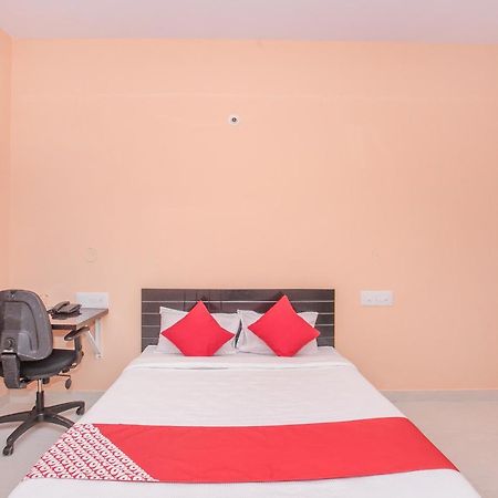 Oyo 24069 Flagship Aaira Inn Bangalore Exterior photo